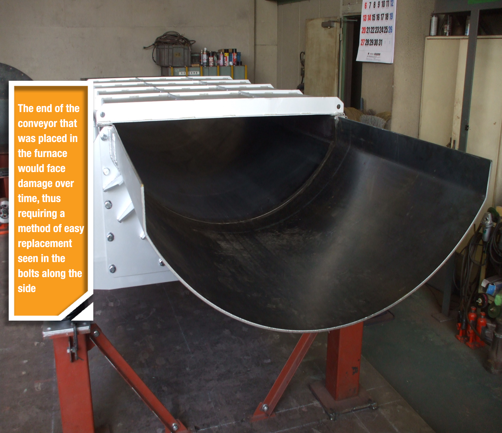 Reliable Vibro Conveyor made for conveying high temperature material, used in mining, casting industries.  Made with the highest level of engineering.